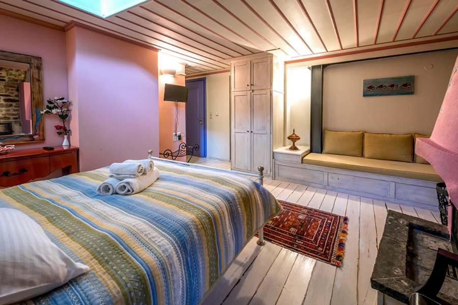 Archontiko Dilofo Hotel Kültér fotó