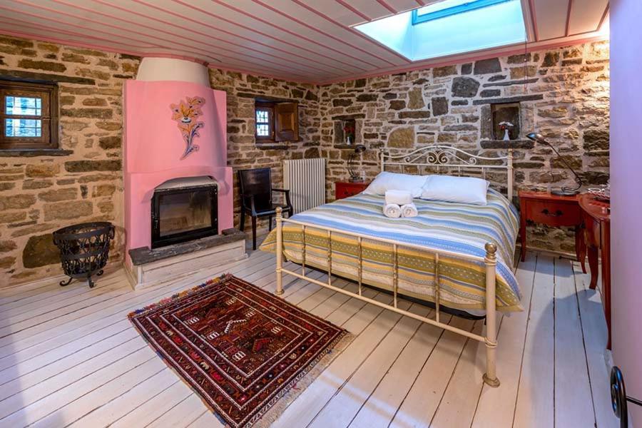 Archontiko Dilofo Hotel Kültér fotó