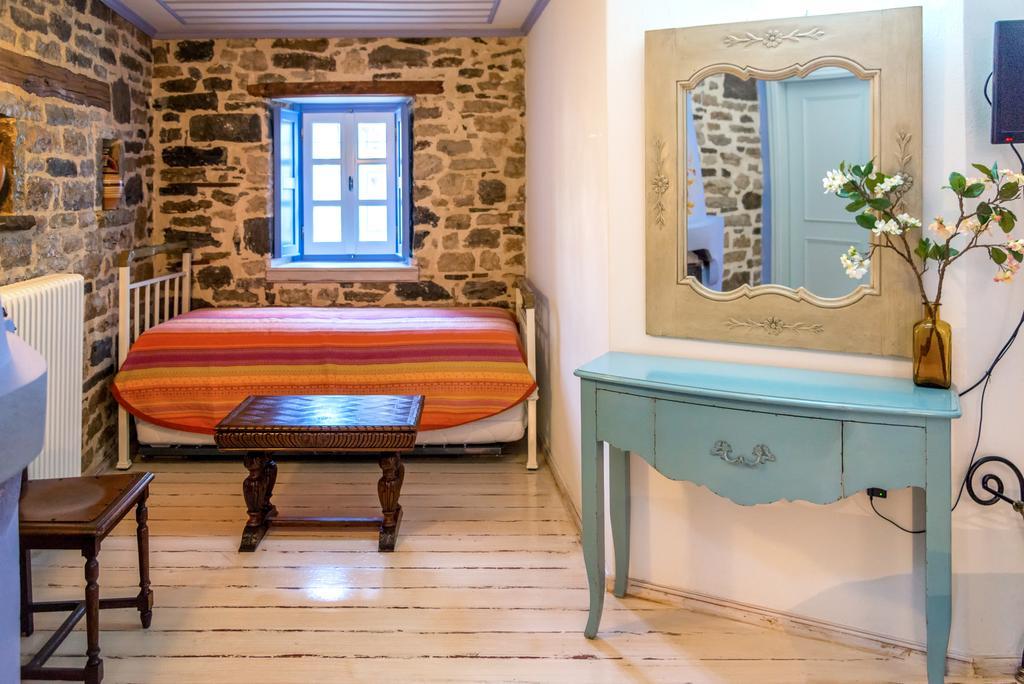 Archontiko Dilofo Hotel Kültér fotó